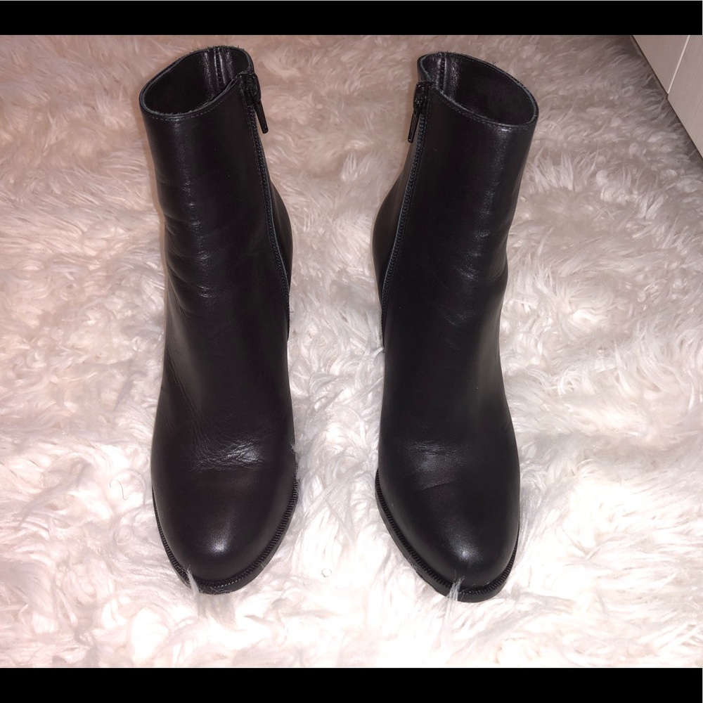 Christian Louboutin Boots 35.5